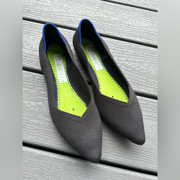 Rothy’s The Point size 8.5 Black Solid - Picture 5 of 6